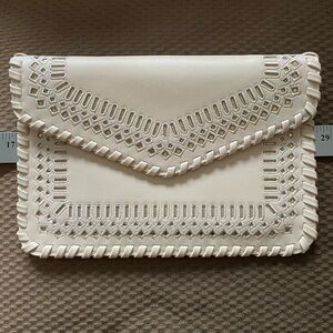 Urban Expressions clutch/crossbody/shoulder bag￼